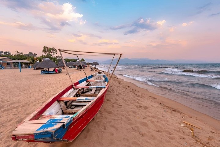 4 Days Community and Wildlife Burundi Tour