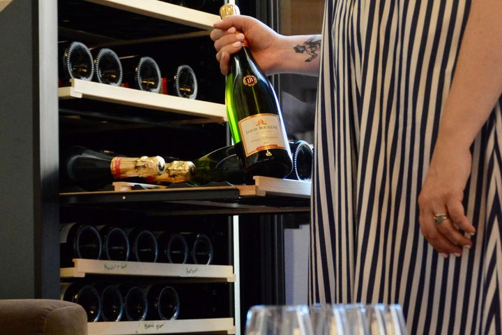 Lyon Wine Tasting: Small-Group Blind Tasting with a Sommelier