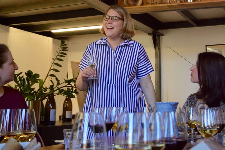 Lyon Wine Tasting: Small-Group Blind Tasting with a Sommelier
