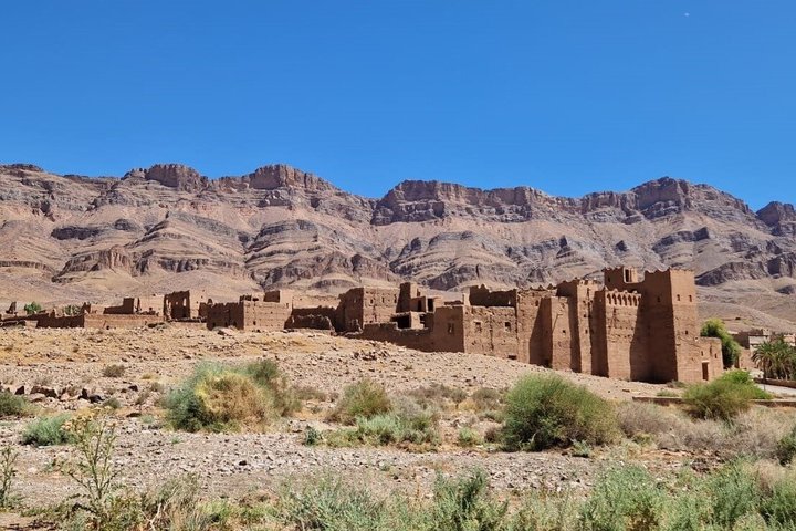 Tour from Ouarzazate to Vallee Du Draa and Dunes Of Tinfou