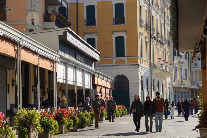 Lake Como Boat Cruise, Bellagio & Lugano Day Trip from Milan