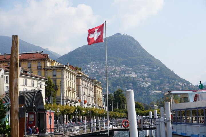 Lake Como Boat Cruise, Bellagio & Lugano Day Trip from Milan