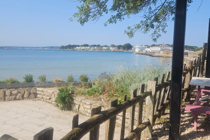 Self Drive Boat Hire around Poole Harbour