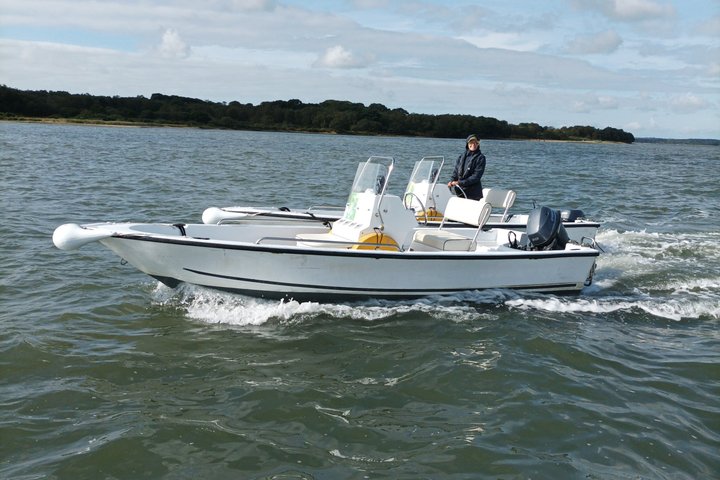 Self Drive Boat Hire around Poole Harbour