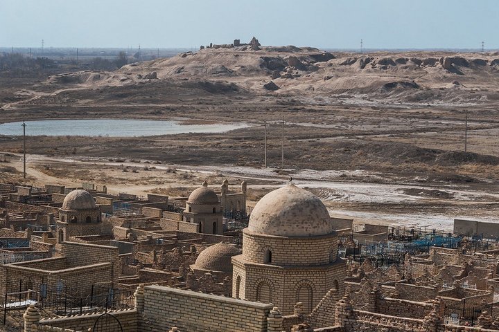 Muynak Ship Graveyard and Ancient Mizdakhan