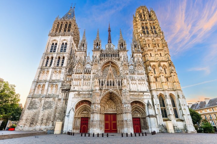 Rouen & Monet's Giverny Private Tour from Honfleur I Guide Option
