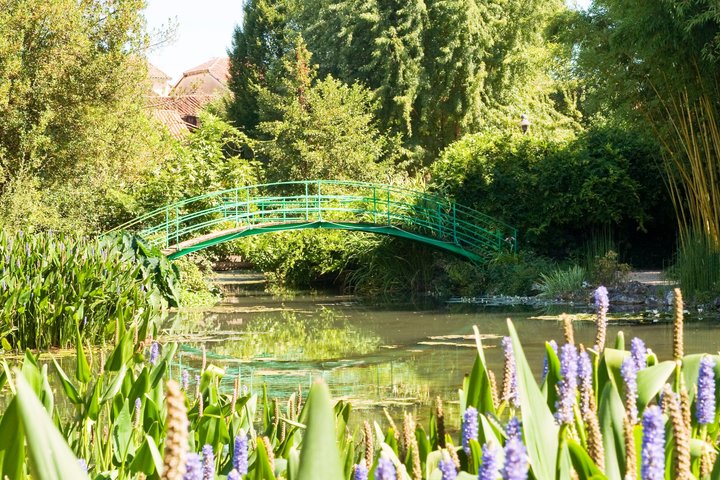 Rouen & Monet's Giverny Private Tour from Honfleur I Guide Option