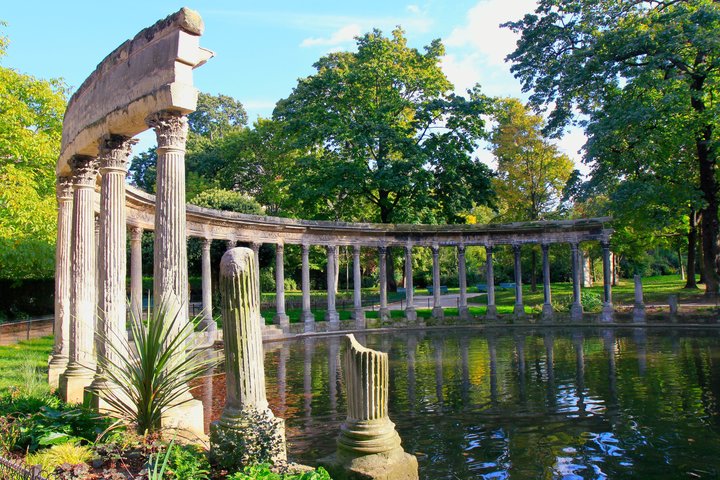 Rouen & Monet's Giverny Private Tour from Honfleur I Guide Option