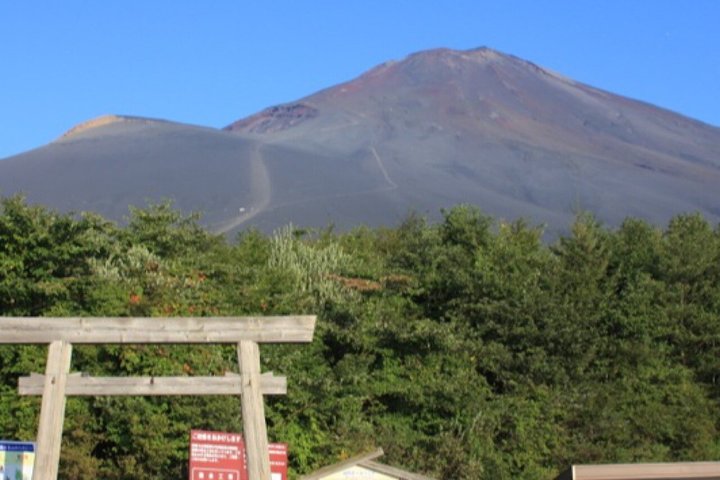 Shinjuku Departure Fuji 2 Day Tour Beaten Path Expedition