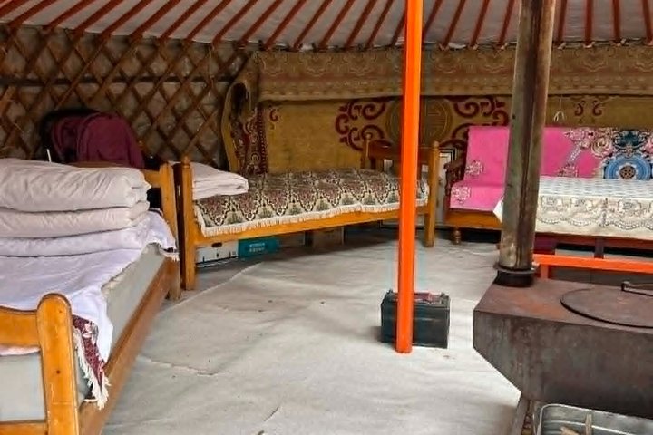 Semi-Gobi and Kharkhorum overnight private trip