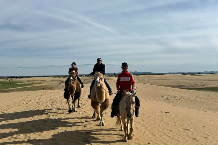 Semi-Gobi and Kharkhorum overnight private trip