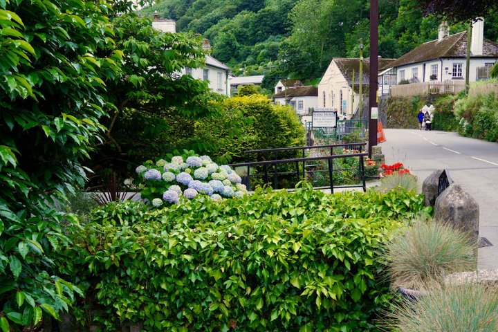 Poldark & Cornish Heritage – Private Shore Tour from Falmouth