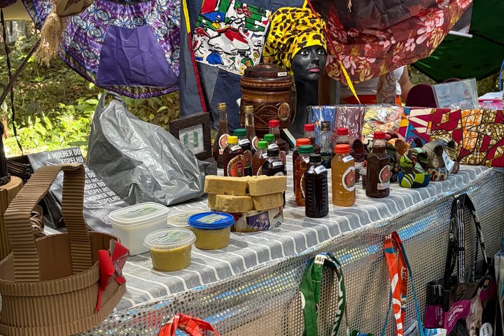 African Influence in Market Religion and Community