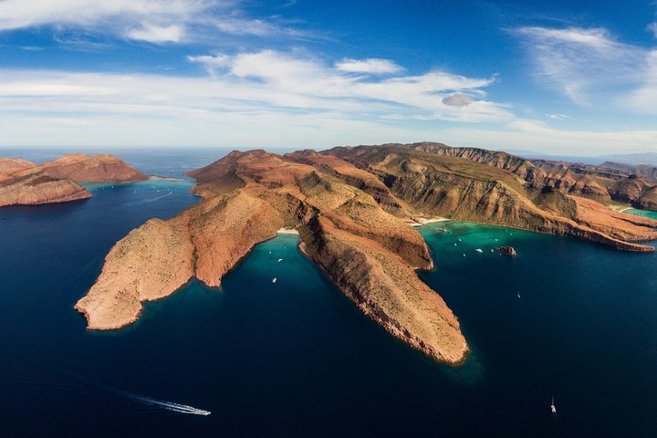 Espiritu Santo Island Tour with Sea Lion Snorkeling