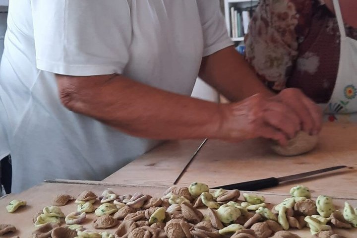 Puglia Cooking class "Le orecchiette, che pasta!"