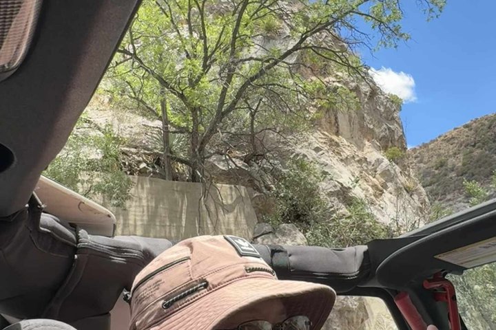 2 Hr Private Jeep Tour Old Bisbee Open Pits Lowell - Local Guide