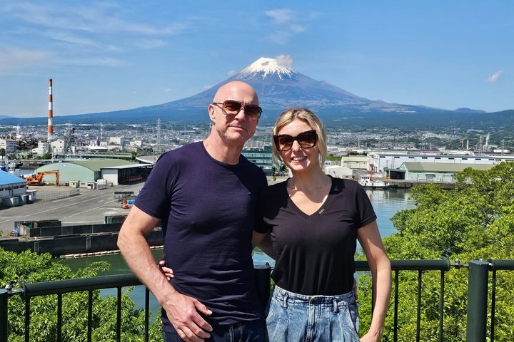 Mt. Fuji Private Guided E-Bike Tour : Fuji City