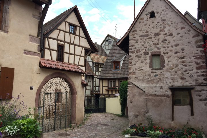 Private Tour from Breisach: Colmar, Riquewihr and Tasting