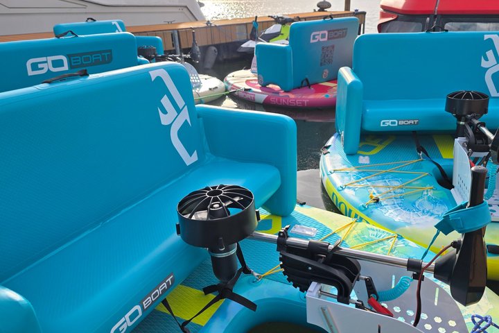 Chattanooga Electric Boat Rental Scenic River Adventure