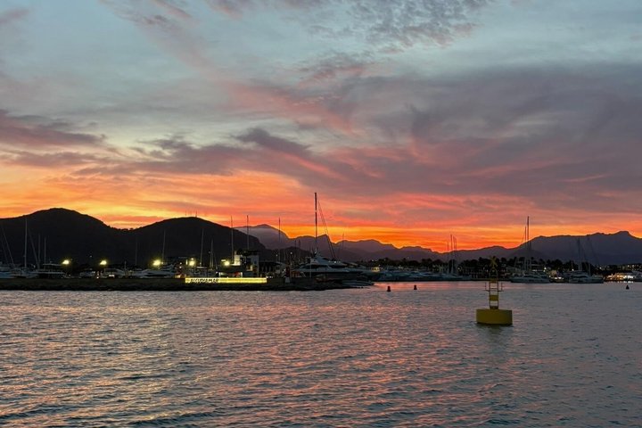 Sunset Cruise in Alcudia with Tapas & Swimming