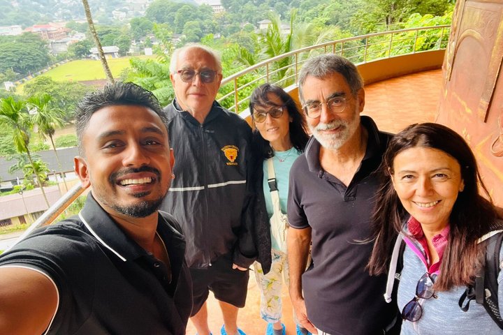 Kandy to Ella Trip by Car with Scenic Train Ride from Ambewela