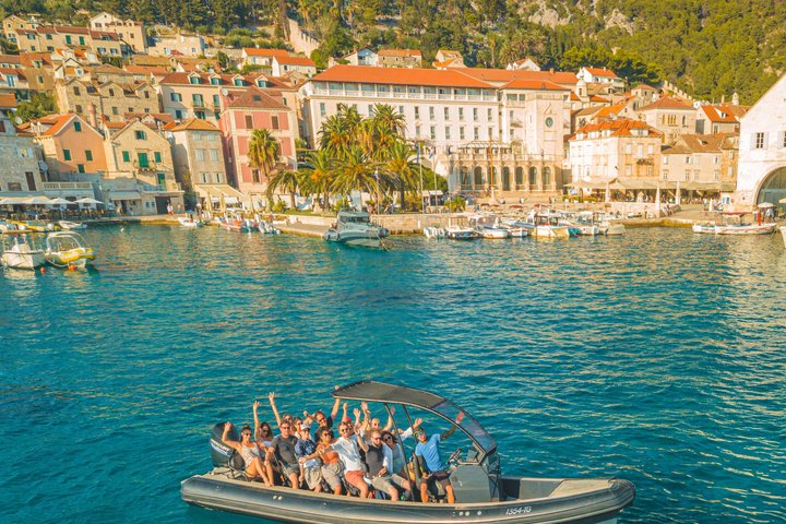 Blue Cave and Hvar Tour - 5 Islands Tour from Split and Trogir