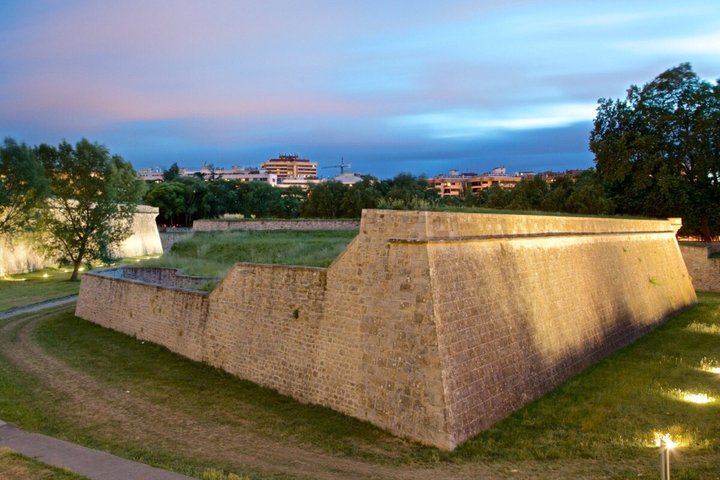 Pamplona Tour of Mysteries and Legends
