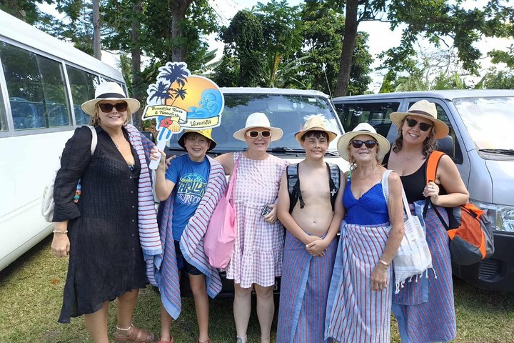 Private Daily Mini Van Hire Including Tour Guide