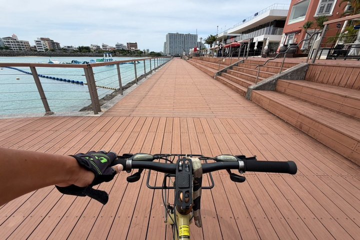 Okinawa Seaside Cycling Bike Tour in Chatan Pick-up available