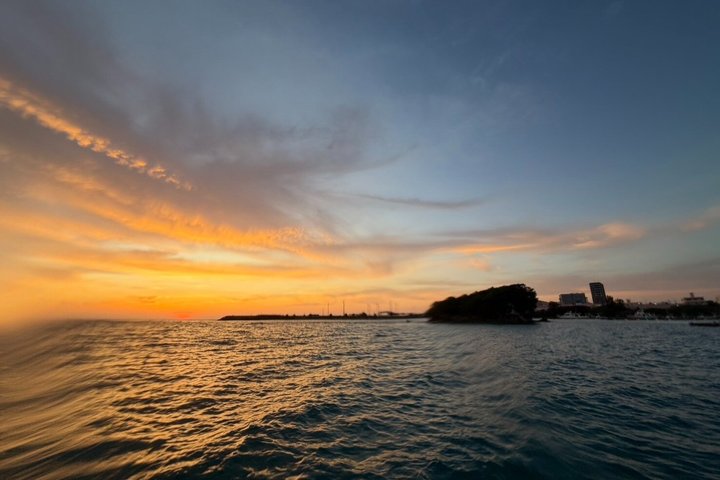 Okinawa Seaside Cycling Bike Tour in Chatan Pick-up available