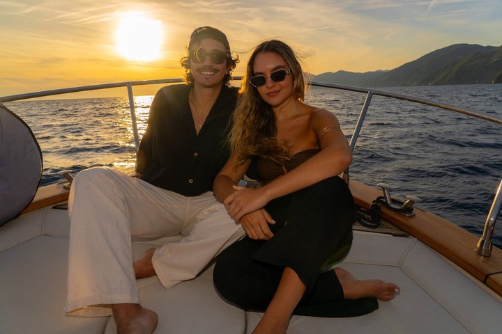 Sunset Boat Tour and Cinque Terre Aperitif from Monterosso