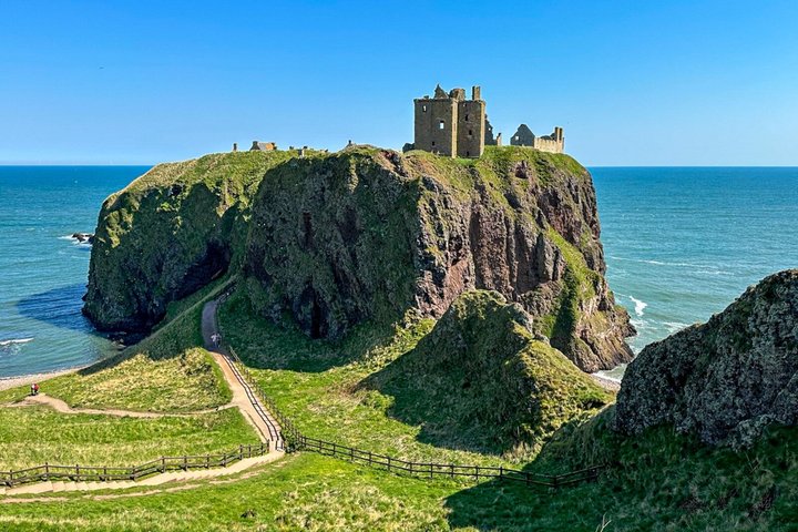 6 Hour Private Aberdeenshire Castle and Historic Building Tour