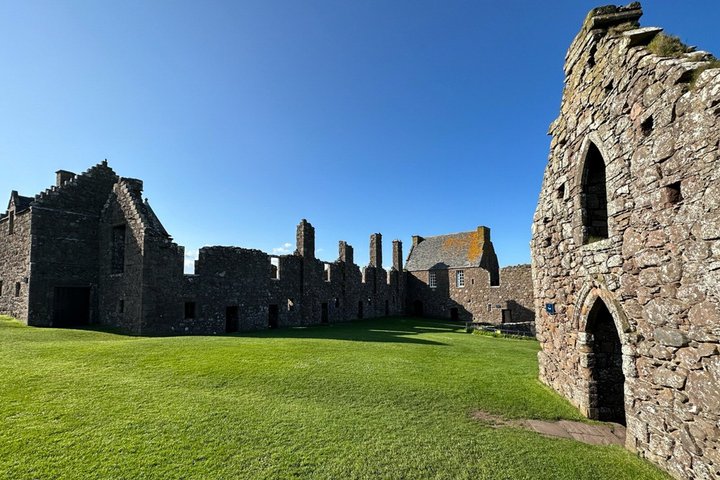6 Hour Private Aberdeenshire Castle and Historic Building Tour