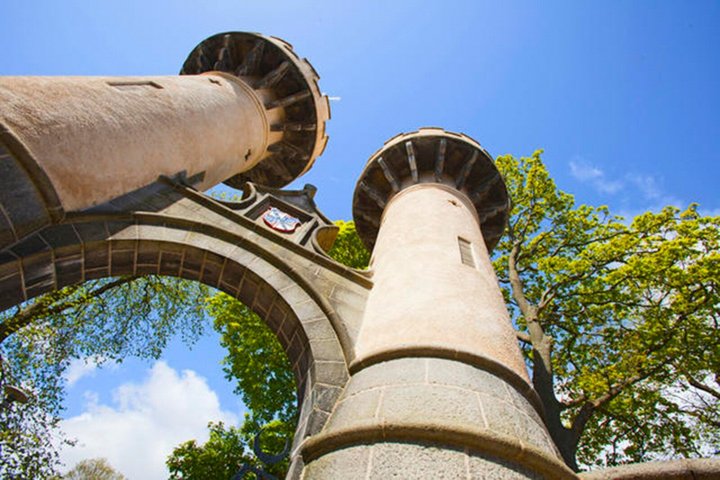 6 Hour Private Aberdeenshire Castle and Historic Building Tour