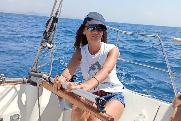 Day on a Sailing Boat in Procida