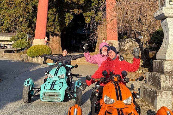 2 Hour Guided Mt Fuji Scenic Trike Tour in Lake Kawaguchiko