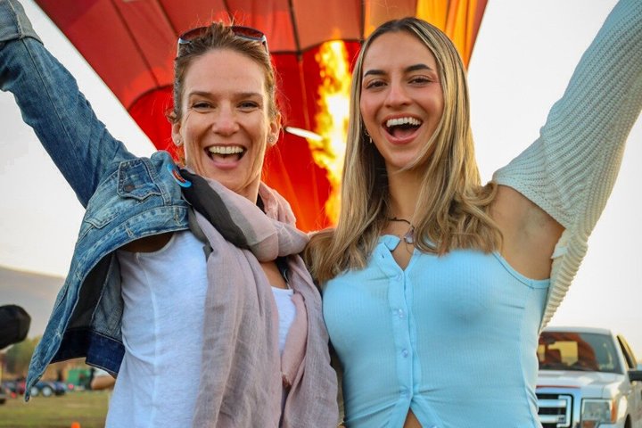 Balloon Flight + Natural Cave Breakfast + Pyramids + Pickup