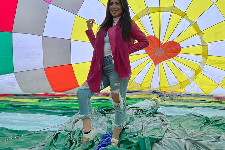 Balloon Flight + Natural Cave Breakfast + Pyramids + Pickup