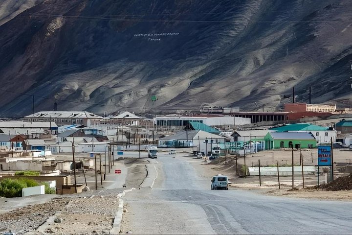 7 Day Pamir Tour Your Journey to the Roof of the World