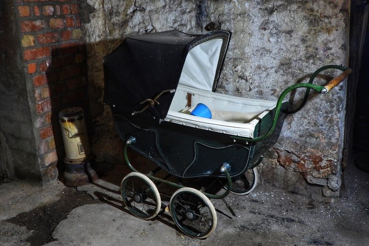 Air Raid Shelter + St. Nicholas Market Walking Tour