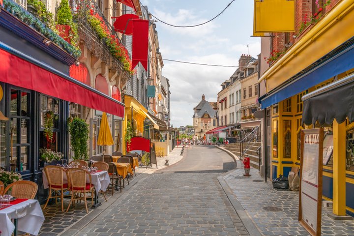 Deauville & Honfleur Day Trip from Le Havre | Private Shore Tour