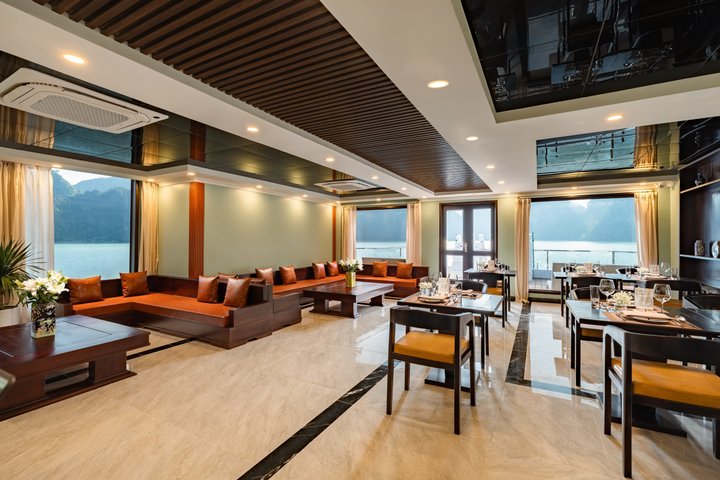 Hera Luxury Cruise - The Most Luxurious Day Tour In Halong Bay