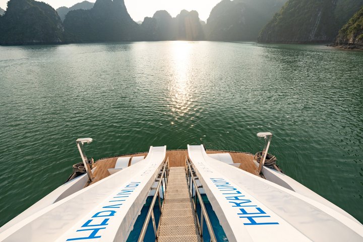Hera Luxury Cruise - The Most Luxurious Day Tour In Halong Bay