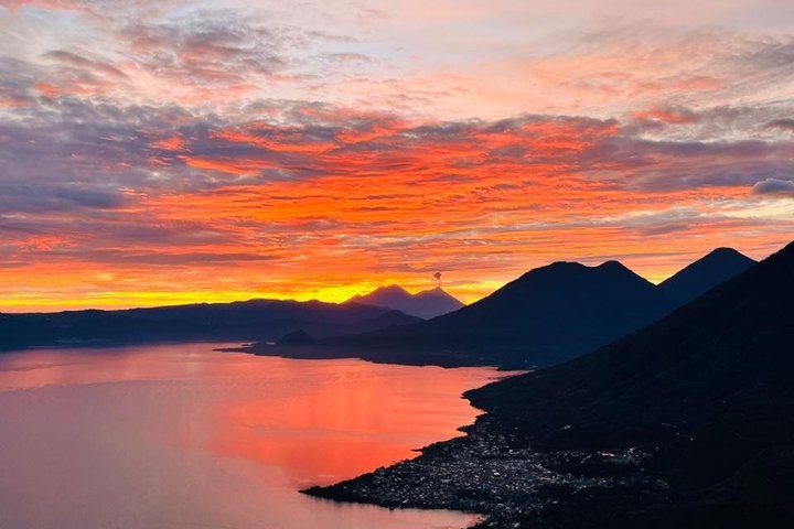 Indian Nose Private Hike Tour: Sunrise or Daytime Experience