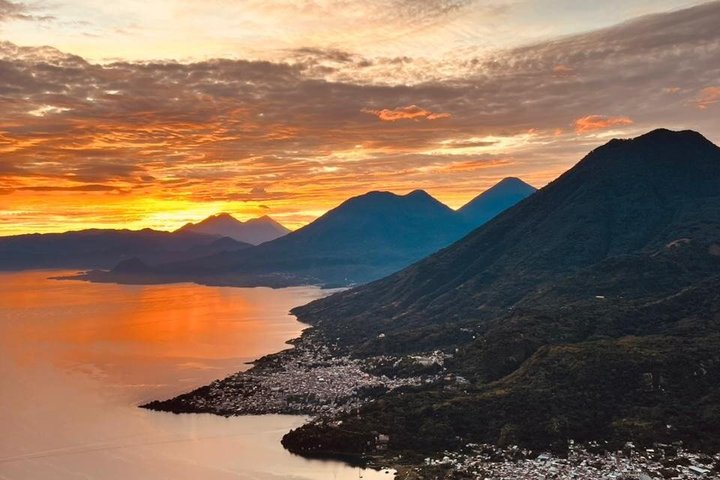 Indian Nose Private Hike Tour: Sunrise or Daytime Experience