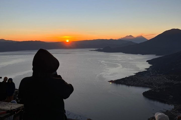 Indian Nose Private Hike Tour: Sunrise or Daytime Experience
