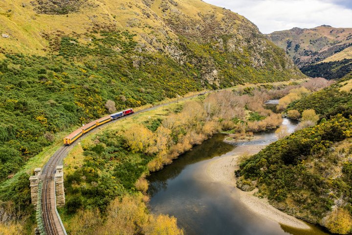 Taieri Gorge Scenic Railway Journey from Dunedin