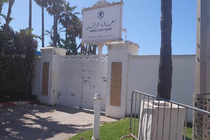 Luxury 4-Hour Private tangier Experience & Camel Ride