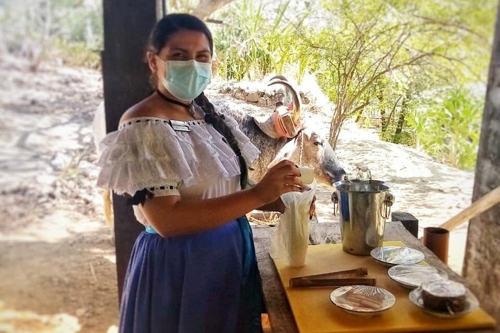 Safari Palo verde river cruise, sugarcane liquor & cultural tour