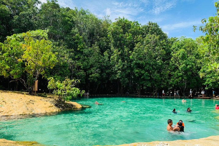 All day Krabi Jungle Tour (Hot Spring Water, Emerald Pool, Tiger Cave Temple)